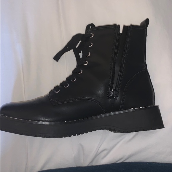 madden girl kurrt lace up booties